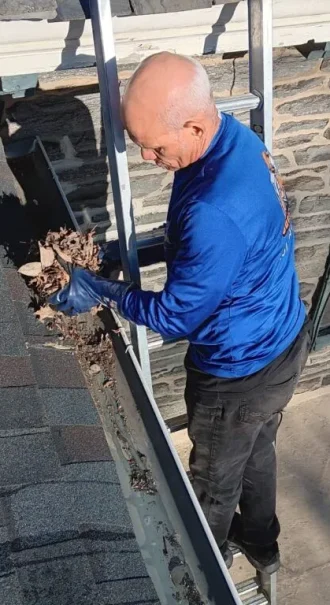 Efficient-Gutter-Cleaning-Solutions-1920w